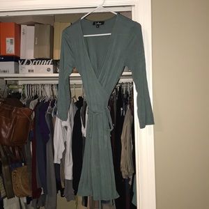 Lulus green wrap tie dress in size small
